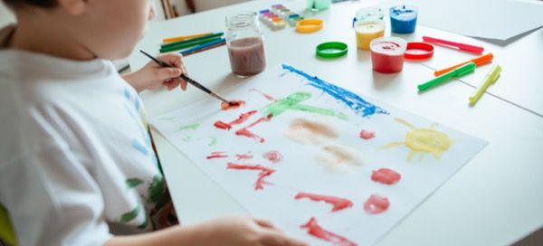 Leads Early Child Painting